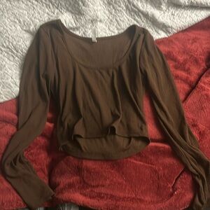 Long sleeve crop top